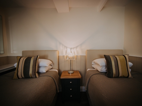 Cottage Twin Beds